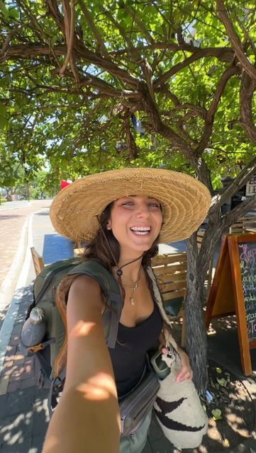 María L.